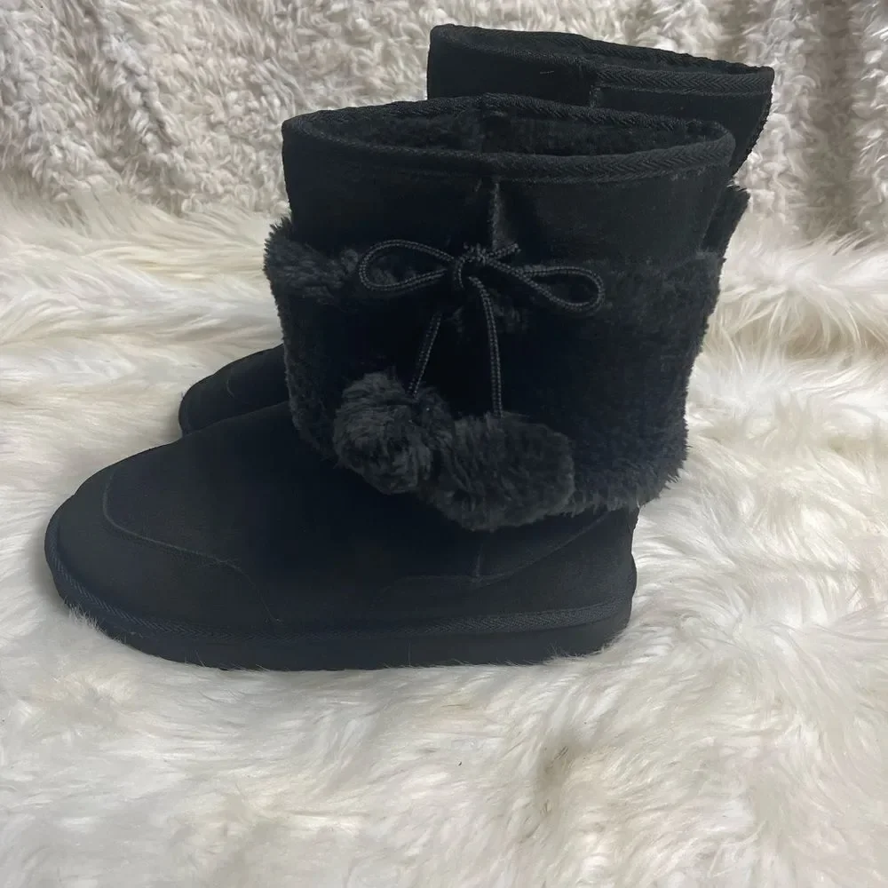 UGG leather suede furry slip on boots with pompom bow accent SZ9